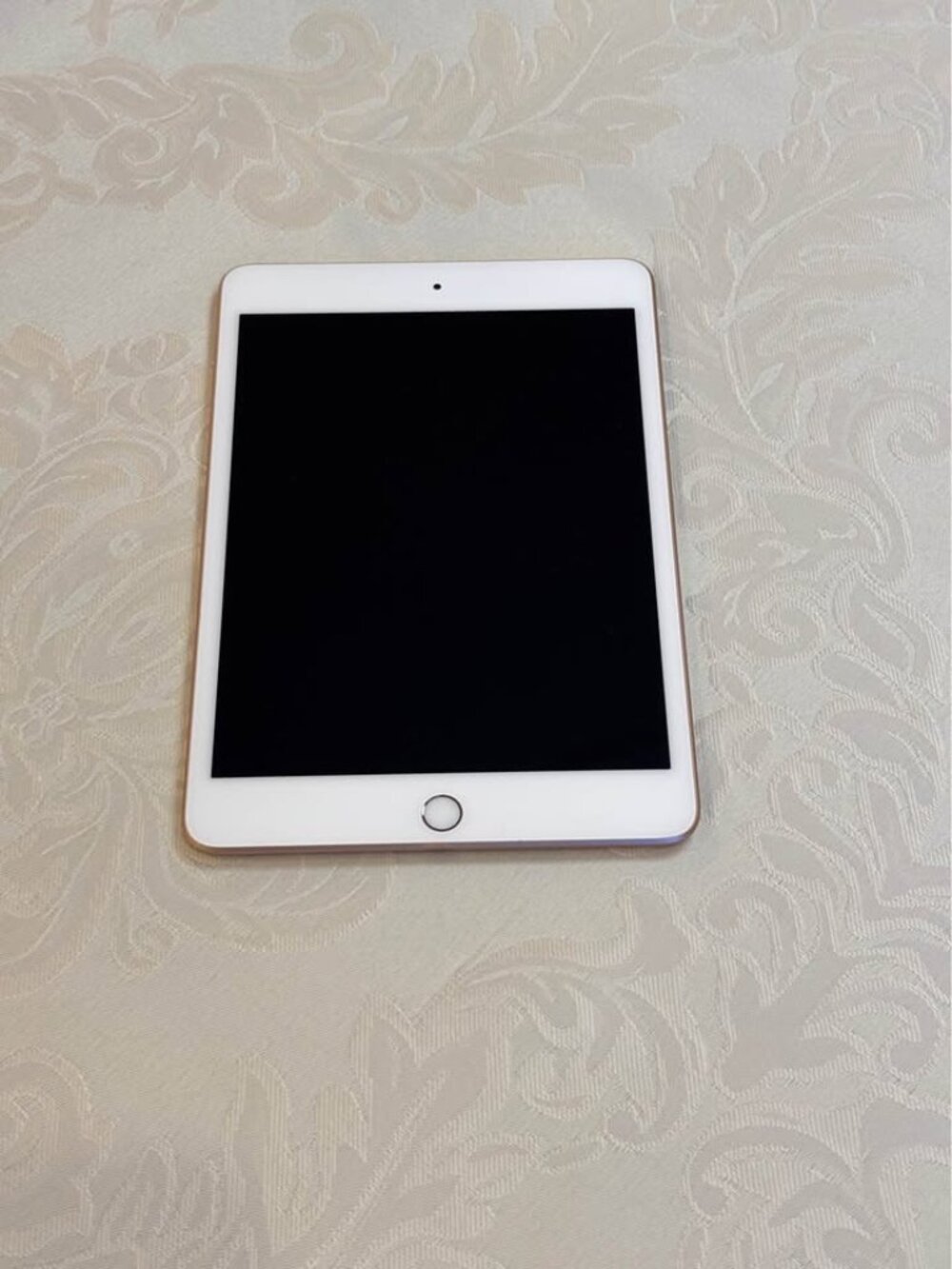 Unlocked iPad Mini 5 (Wi-Fi + Cellular Model)-64 GB-Like New